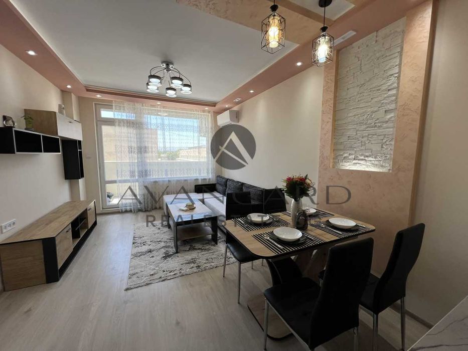 Продава се Двустаен апартамент в Пловдив, Тракия - 68 кв.м за 2177 €/кв.м - Снимка #1