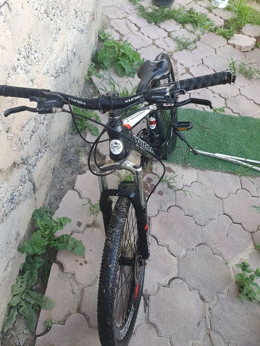 Продам шоссейный велосипед Yunba y500