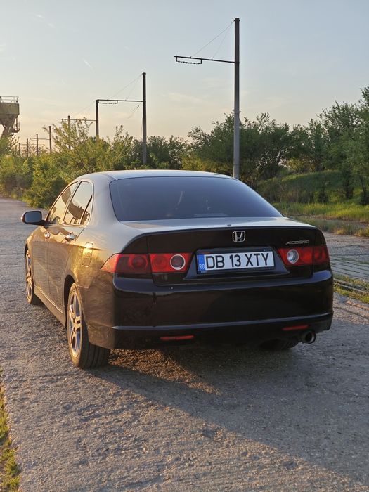 Honda Accord CL7 2.0