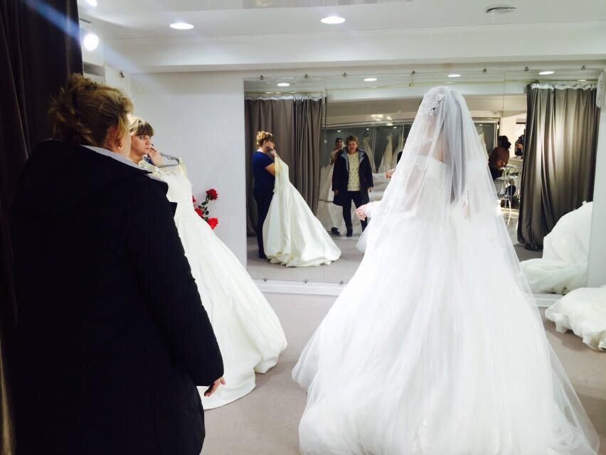 Срочно Продам свадебный платья