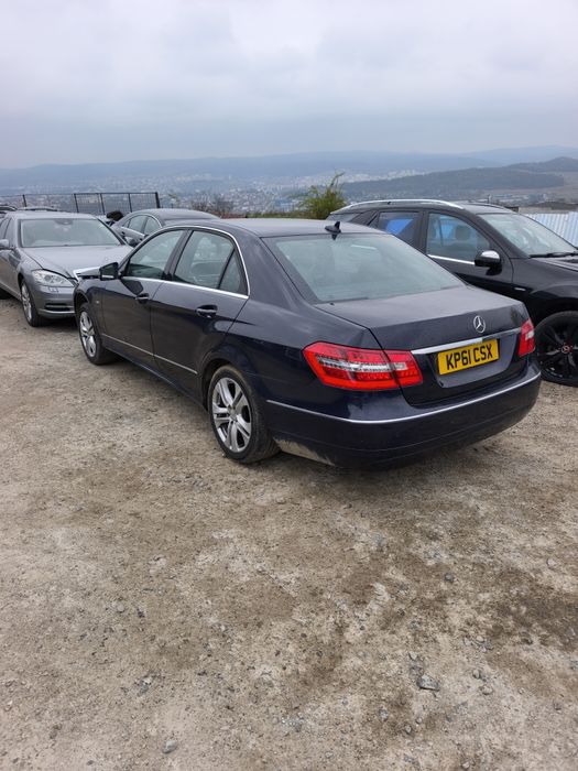 Dezmembrez Mercedes E class e200