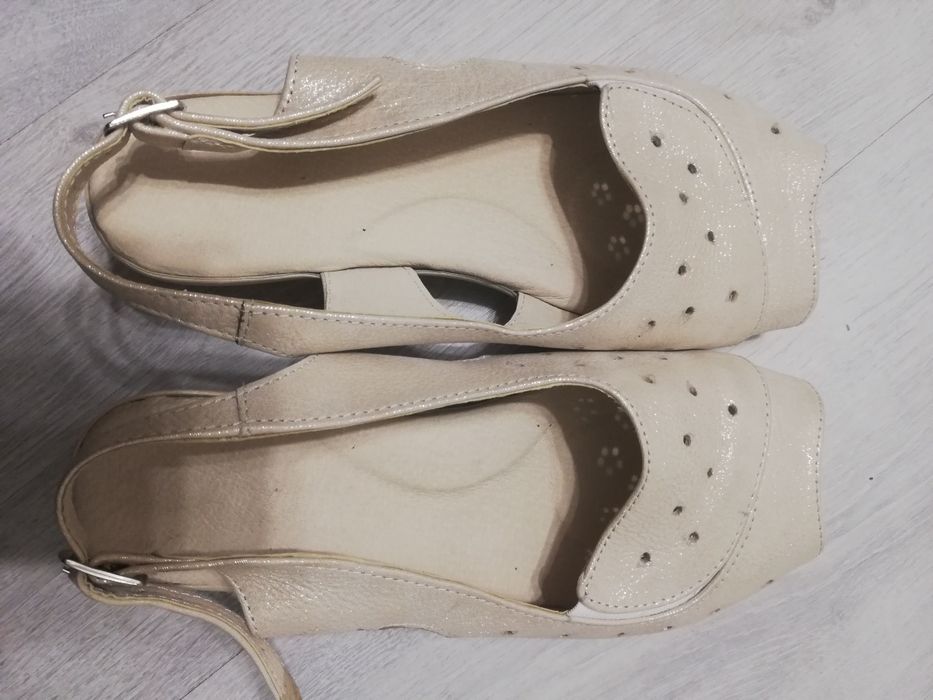 Ортопедични нови сандали