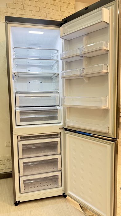 Холодильник Самсунг Samsung