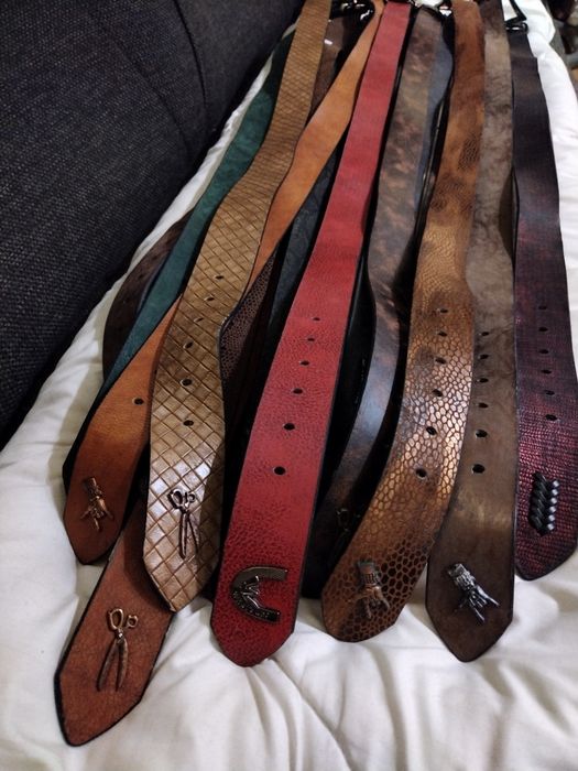 Разпродажба! На Мъжки Колани от Еко кожа с автоматично закопчаване!