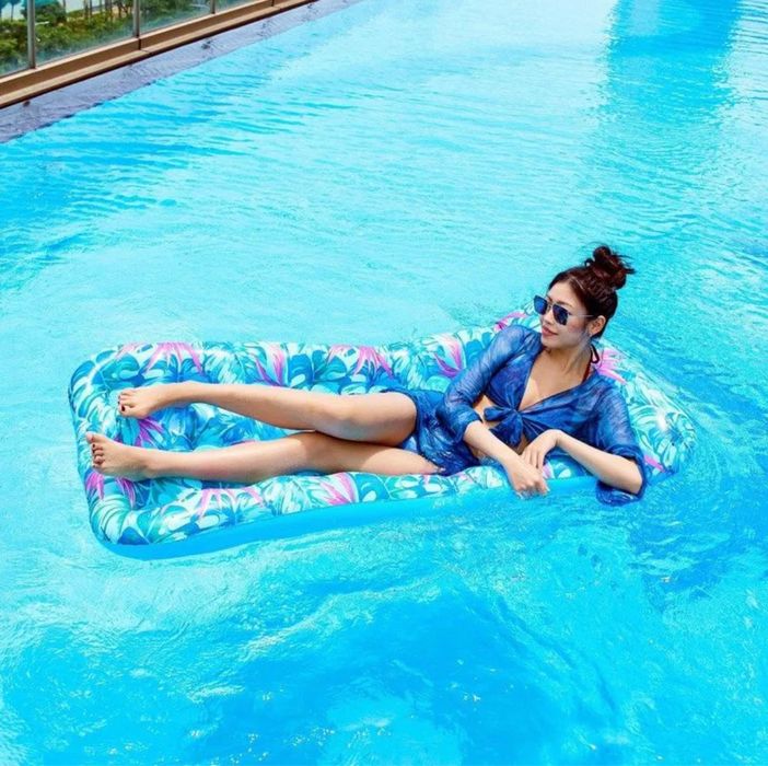 Матрас и круг надувные