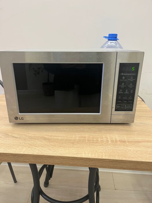 Микроволновая печь