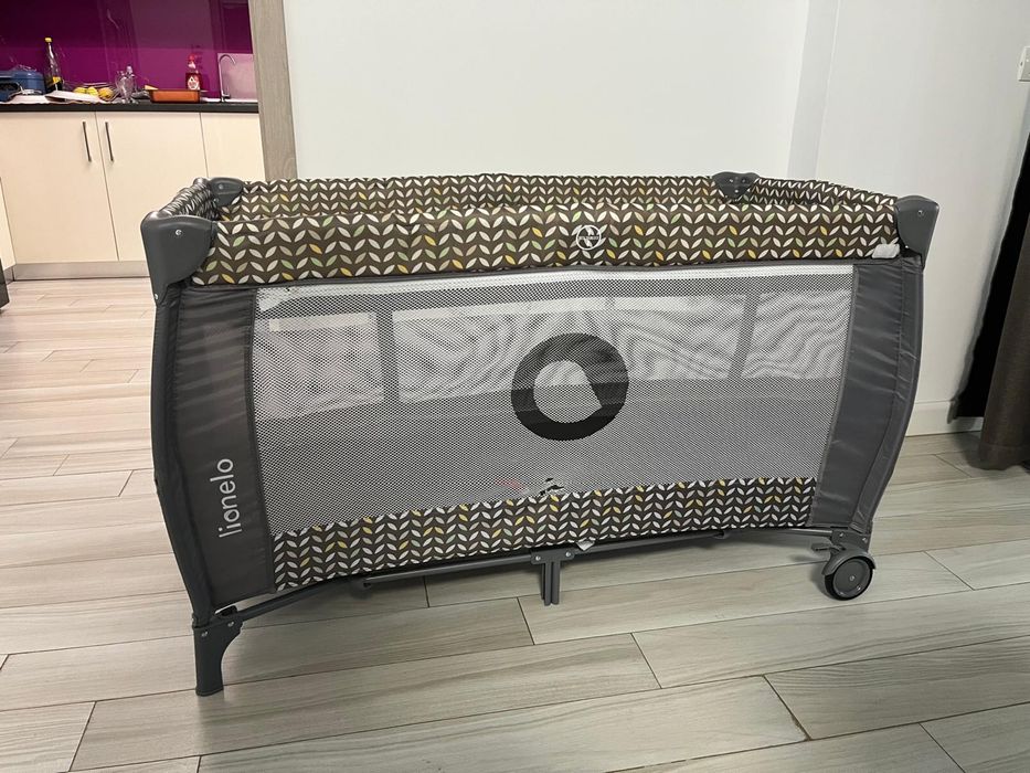 Pat bebe pliabil pt calatorie