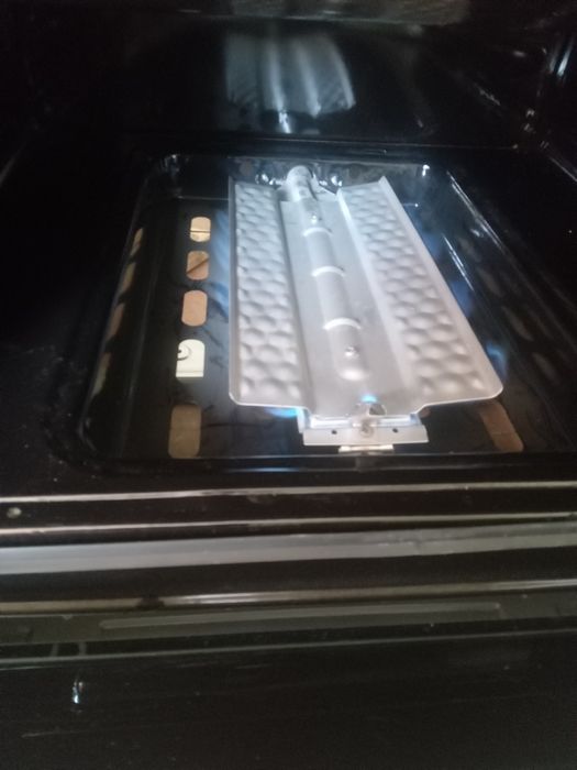 Продаётся Газ плита шваки