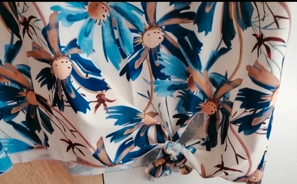 Bluzița eleganta, marimea L, made în Italy