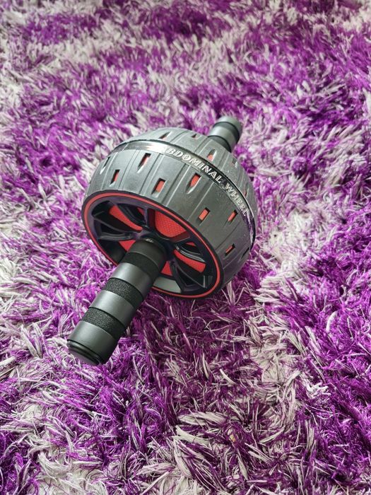 Roata de fitness pentru abdomen noua