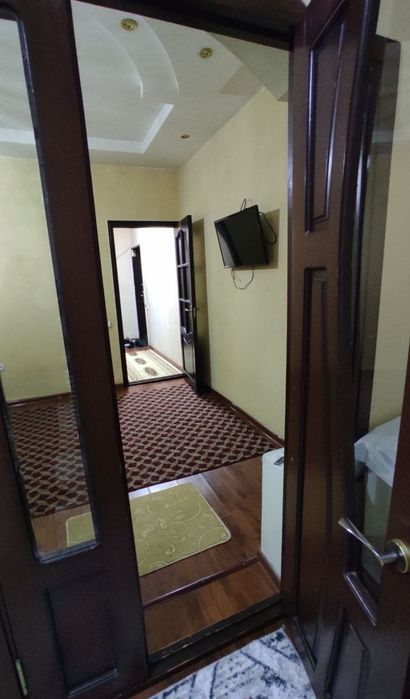 Аренда Массив Феруза 1 комн.квартира переделанная в двух с ОБСТАНОВКОЙ