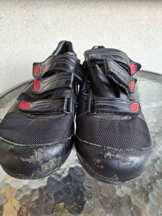 Обувки за шосейно колоездене Nike Ventoux 45 номер, с парчета