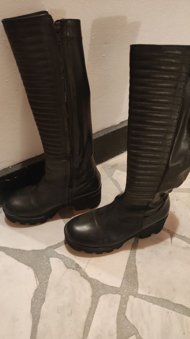 Обувки,боти и ботуши