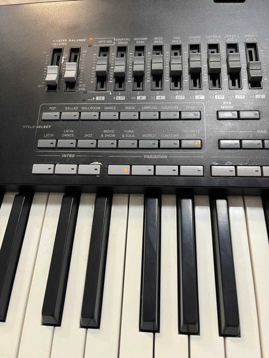 Orga Korg pa3x varianta lunga