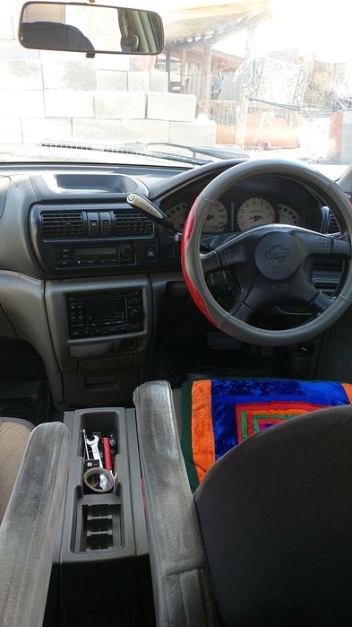 Ниссан эрнесса 1999ж 2куб