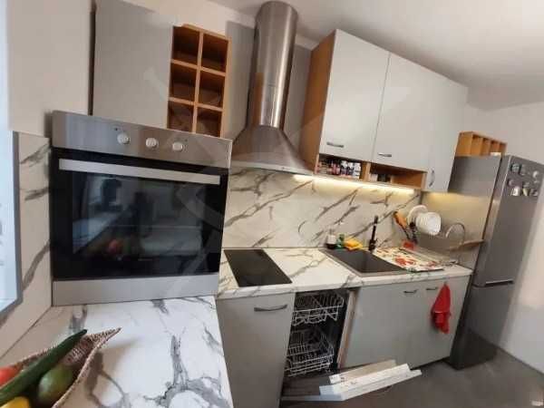 Продава се Къща в с. Цалапица, Област Пловдив - 200 кв.м за 1000 €/кв.м - Снимка #2