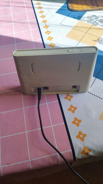 Продам вайфай роутер 4G