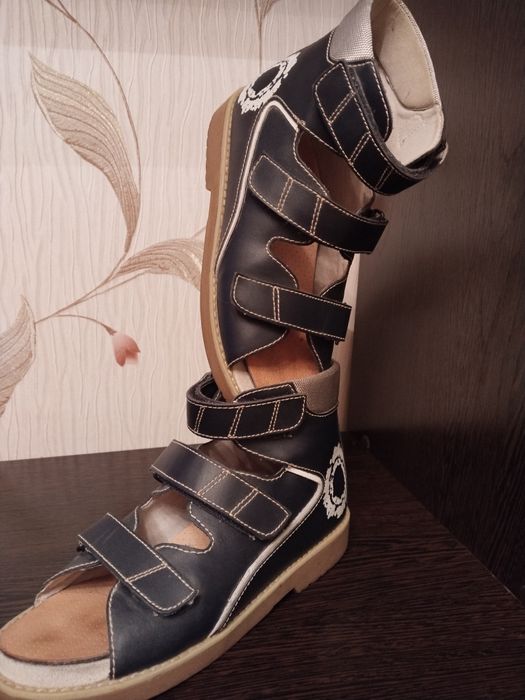 Ортопедическая обувь