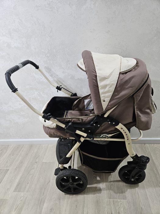 Коляска все сезонная