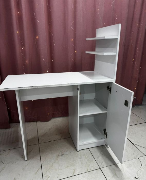 Стол для маникюра