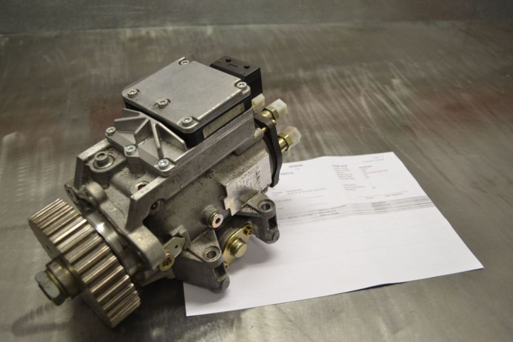 Pompa de injectie BMW 320 E46