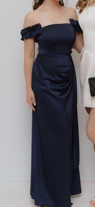 Платье вечернее