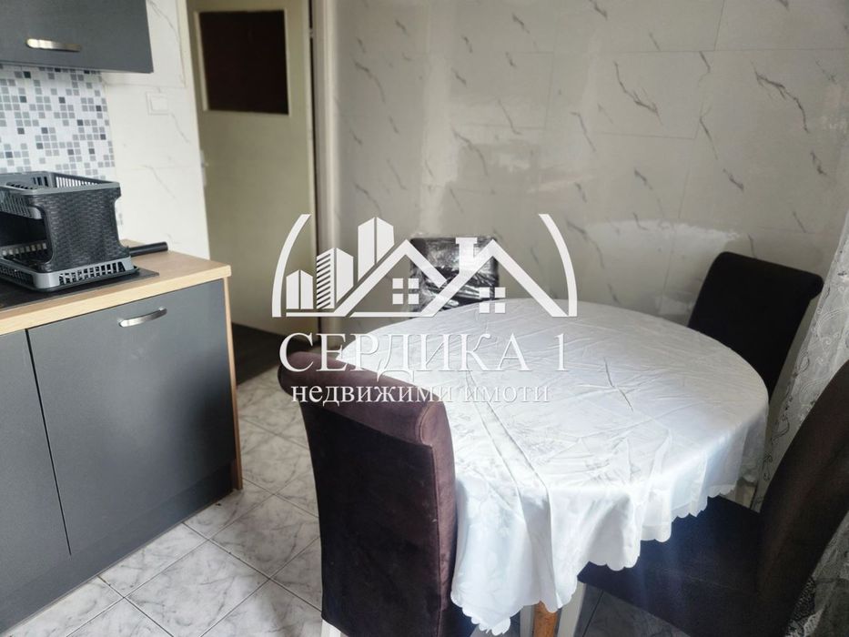 Дава се под наем Тристаен апартамент в София, Люлин 9 - 90 кв.м за 697.17 € - Снимка #2
