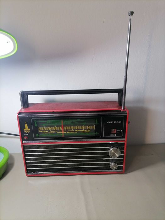 Радио ретро в рабочем состоянии Олимпийский