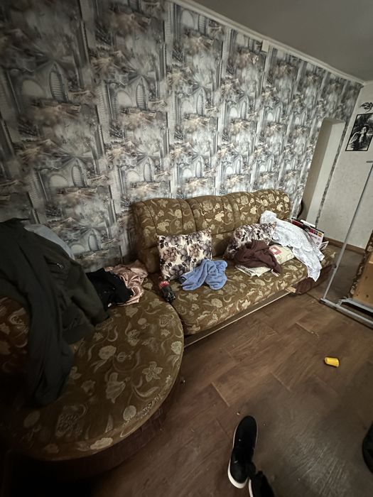 Отдам даром диван