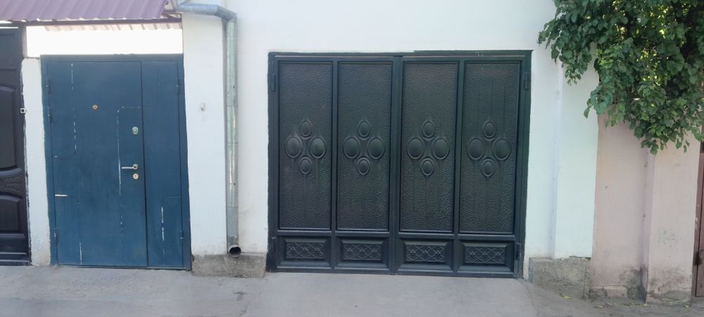 Uy sotiladi 2sotix 4ta xona