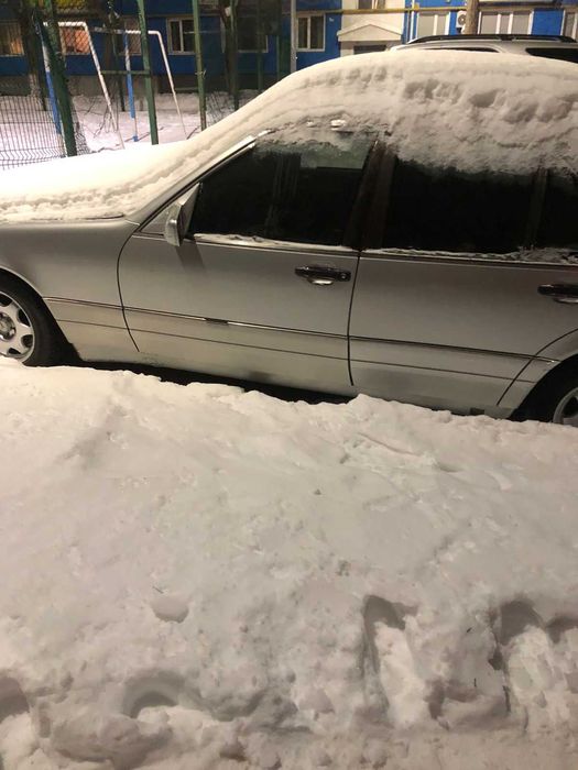 Мерс Е500кабан год 1996обьем 5лит