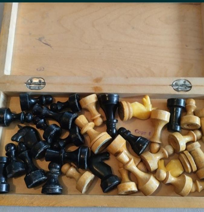 Шахматные фигурки