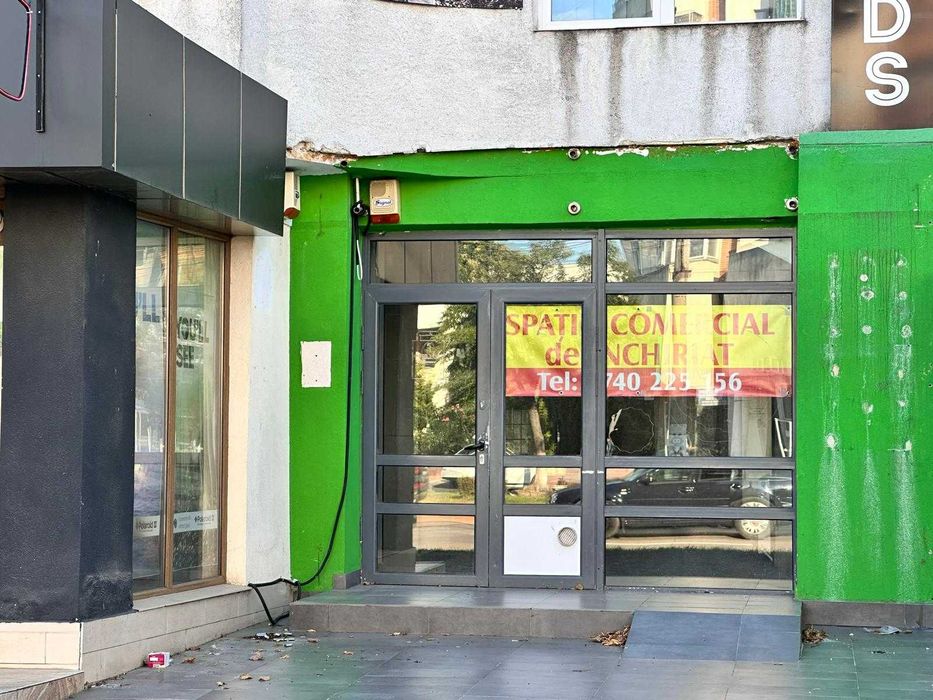 Închiriez spațiu comercial  in zonă ultracentrală