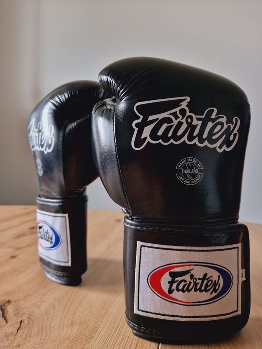 Manusi box Fairtex, piele, negru, marime 12 - pret negociabil