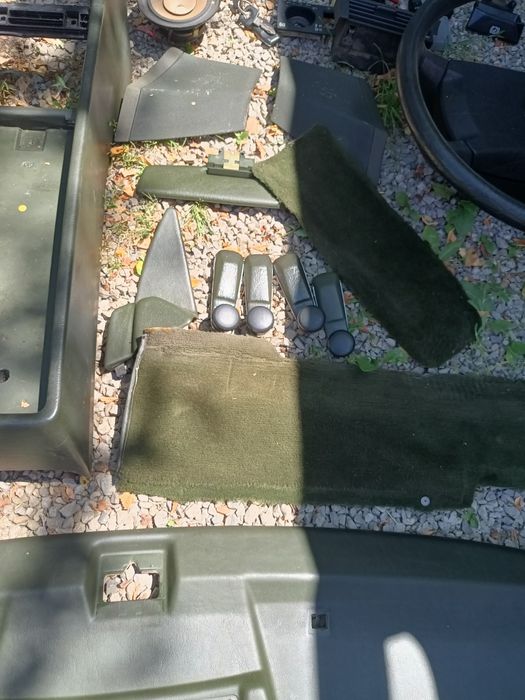 Части за Мерцедес 124