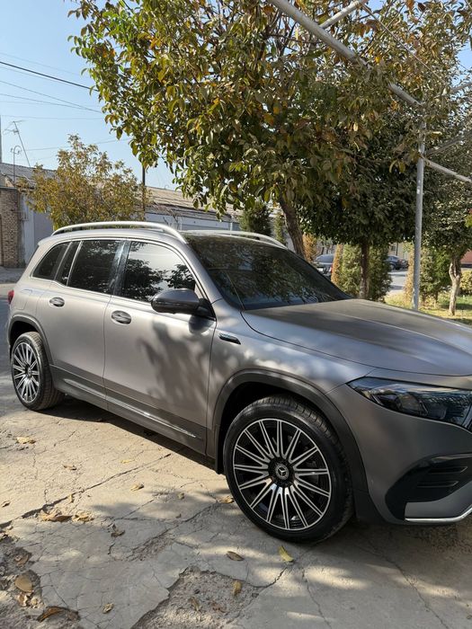 Мерседес EQB 350 exclusiv