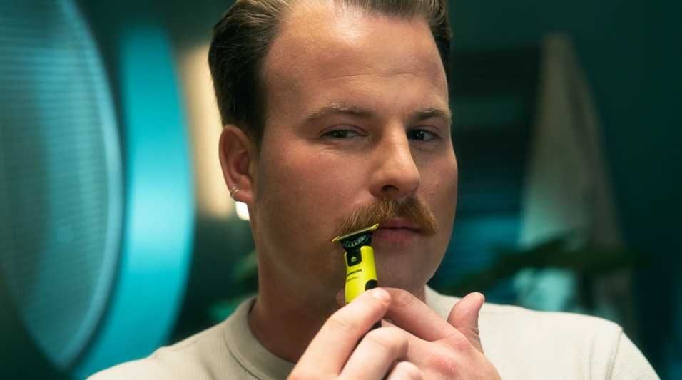 Хибридна самобръсначка, тример за тялото Philips OneBlade QP4631/65