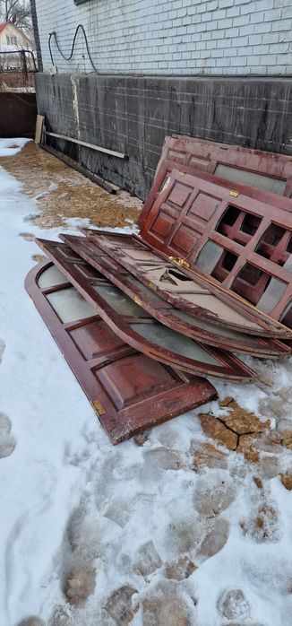 Двери деревянные арочные