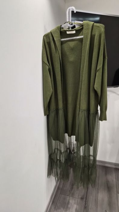 Стилна елегантна жилетка