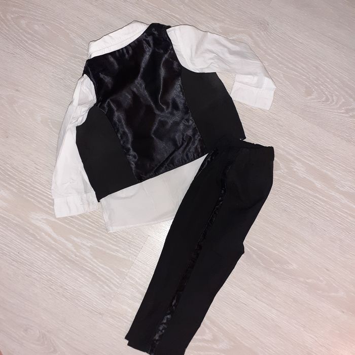 Costume/ vesta baieti