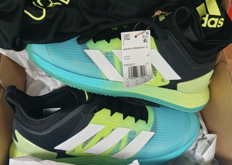 Кроссовки для тенниса Adidas