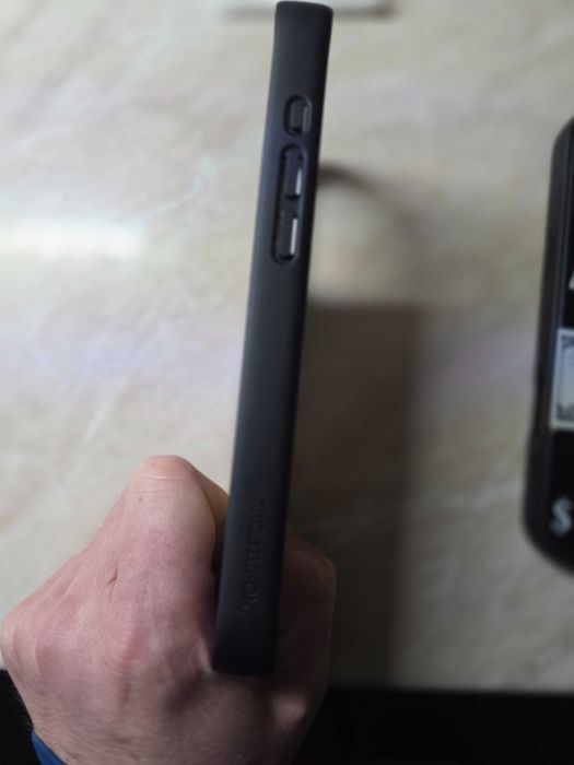 Кейс за Iphone 16 pro max