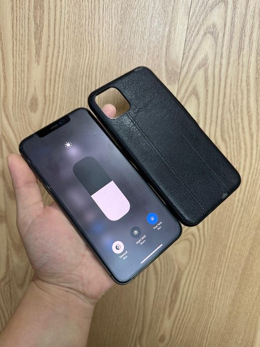 В продаже 11 про мах.