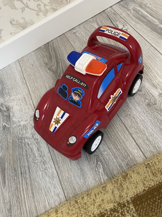 Машина игрушка продам