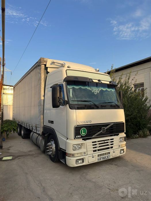 Paravoz Volvo sotiladi