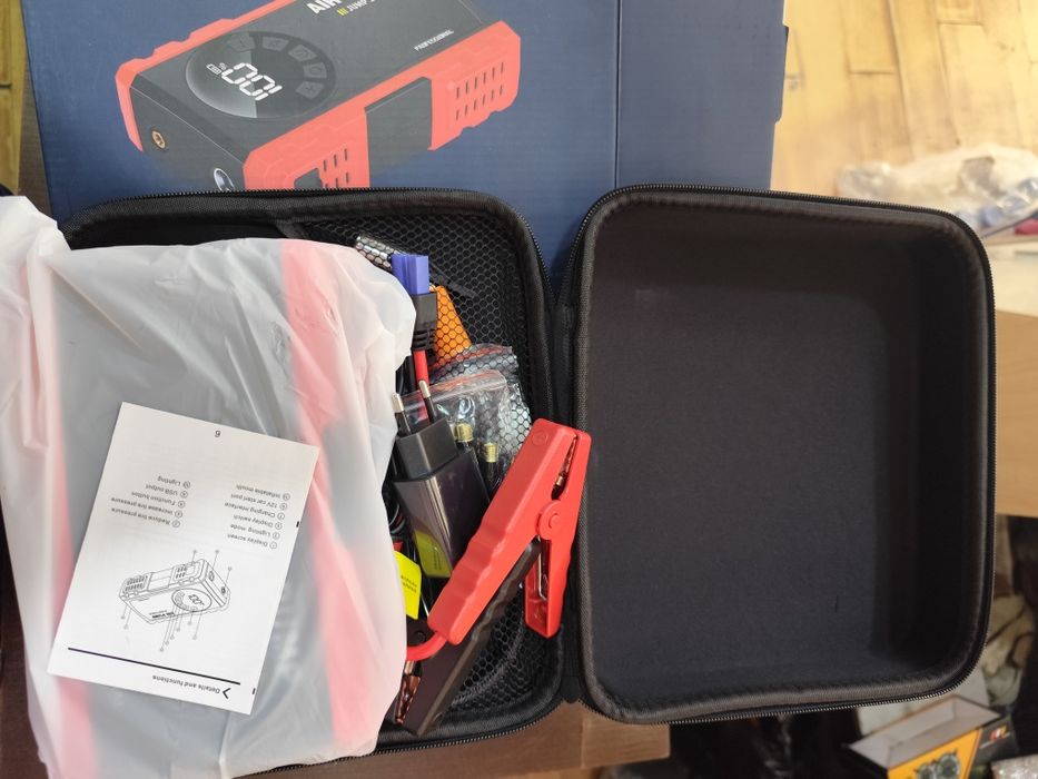 Pover bank avto jump starter with air pump