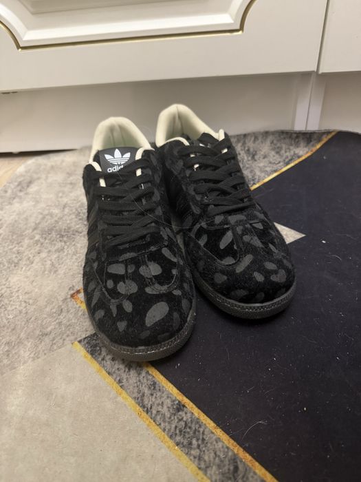 Adidas кроссовки