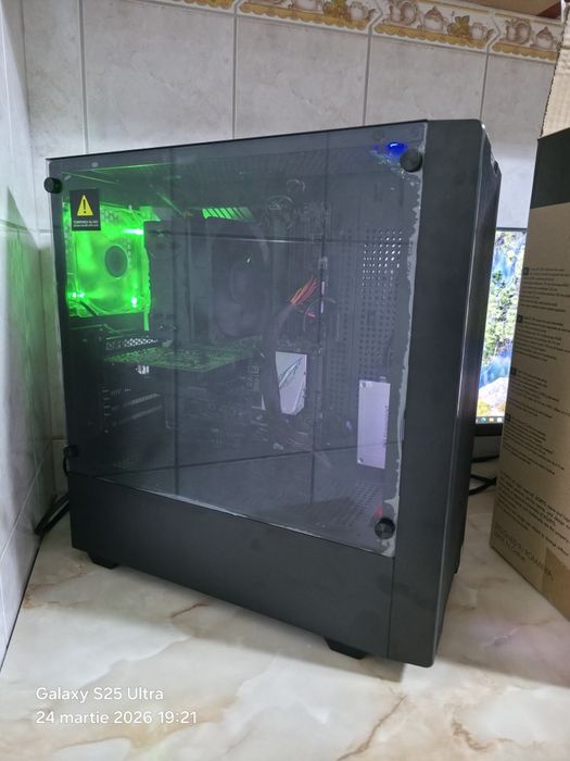 Vând calculator Gaming Intel core I7 6700K  Octa  Core  ddr4