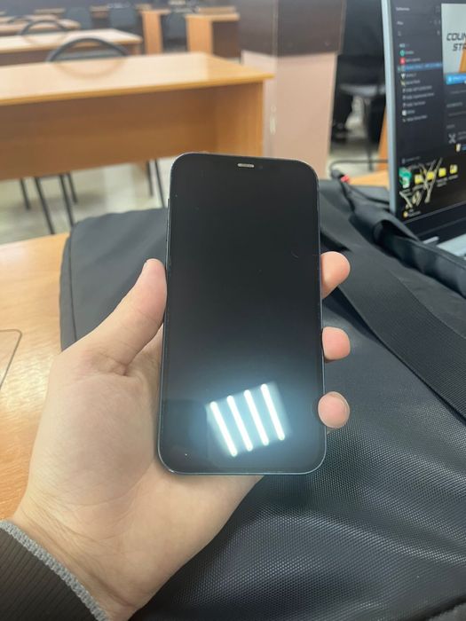 Продам iphone 12