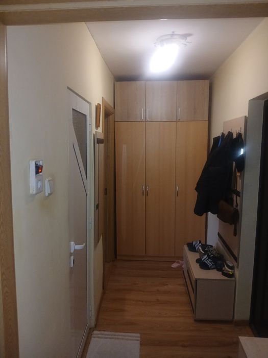 Продавам гарсониера обзаведена ,град Разград кв .Бели лом 56 ,ет 6